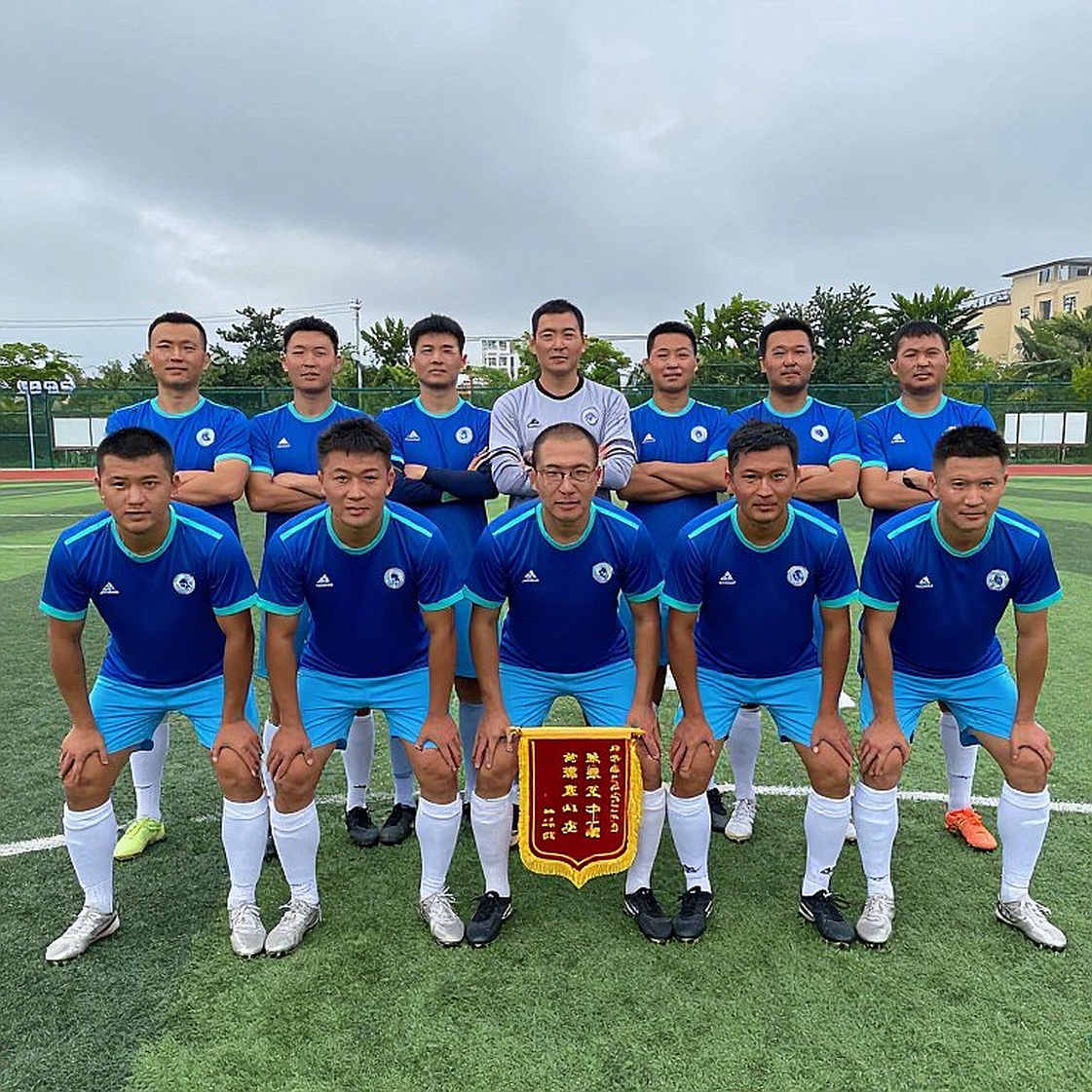 VAR, bàn tay và lằn ranh milimet: Khi trọng tài trở thành biên tập viên của trận đấu